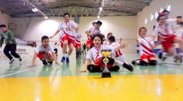 İFK, Hentbol'de tarih yazıyor