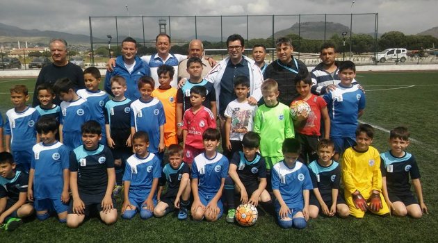 İlkokulullar arası futbol liginde heyecan sürüyor