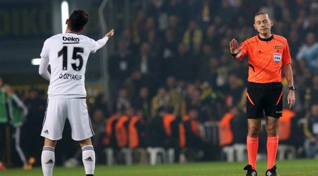 İşte Cüneyt Çakır'ın derbi notu
