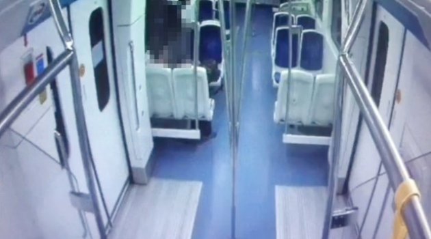 İZBAN'da skandal görüntü!