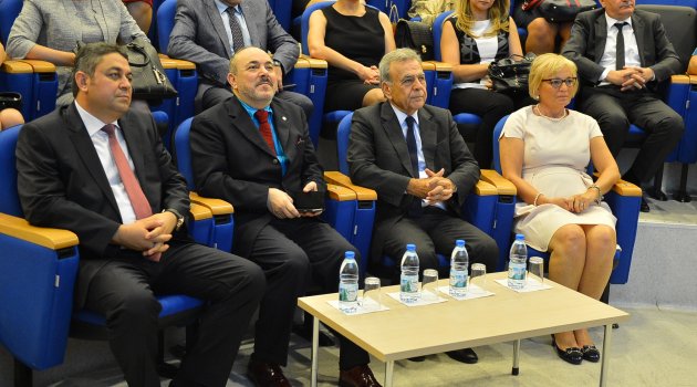 İzmir’de örnek işbirliği