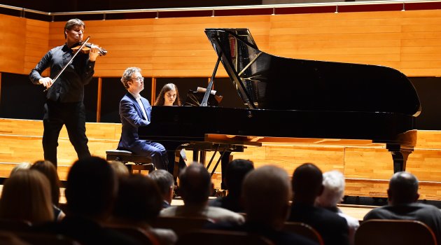İzmir Festivali’nden “30. merhaba”