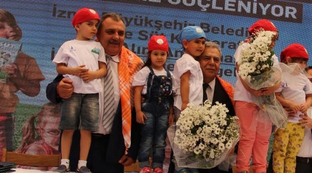 İZMİR, YERELDEN KALKINMA MODELİYLE TÜRKİYE’YE IŞIK TUTUYOR
