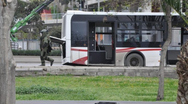 İzmir'de bomba paniği