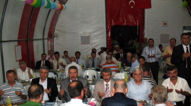 İzmir'de kaymakamlık emriyle iftar çadırları yasaklandı