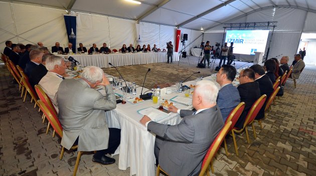 İzmir'in tanıtımı için “3 koldan” taarruz