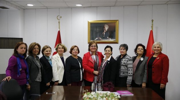 Kader'den Pekdaş'a teşekkür ziyareti