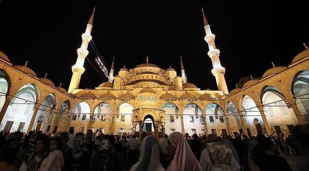 Kadir Gecesi cuma günü idrak edilecek