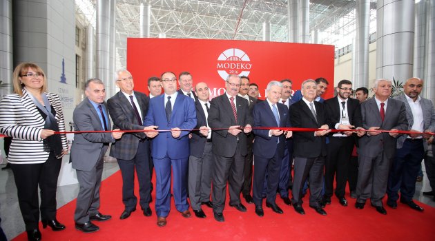 Karabağlar Belediyesi Mobilya Fuarı’nda