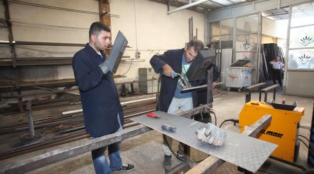 Karabağlar’da iş garantili kurs