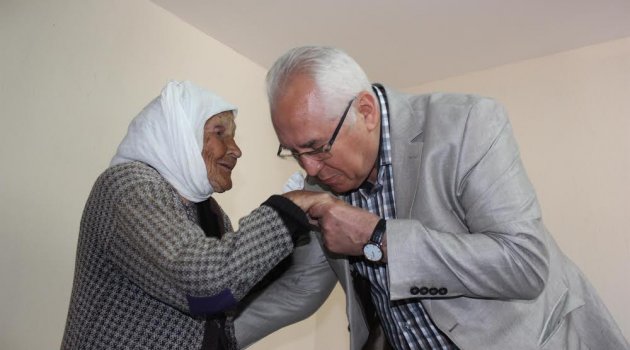 Karabağlar koca bir çınarını kaybetti