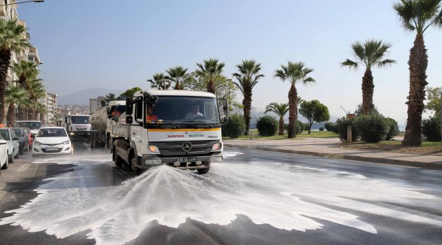 Karşıyaka’da bayram temizliği