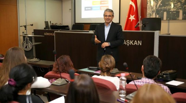 Karşıyaka’da ‘İyi Anne-Baba Okulu’ açıldı