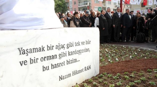 Karşıyaka Nazım Hikmet’i anacak