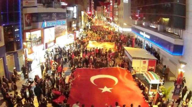 Karşıyaka'da 'Cumhuriyet' coşkusu