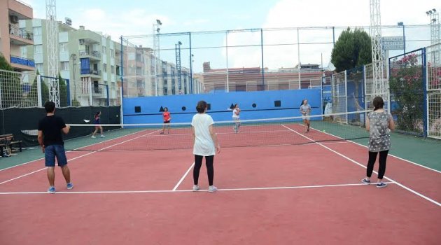 Kemalpaşa'da yaz okulu heyecanı başladı