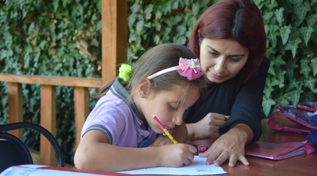 KİRAZ’DA ÜCRETSİZ YAZ KURSLARI BAŞLIYOR