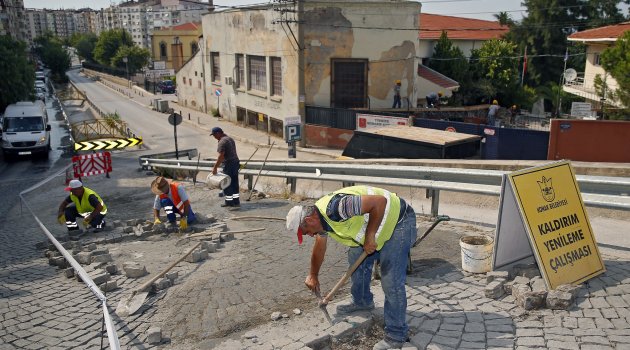 Konak’ta bozuk yollara jet bakım