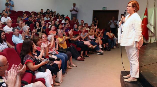 Konaklı çocuklardan eğlenceli kutlama