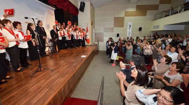 Kuvay-ı Milliye Destanı Foça'da ayakta alkışlandı