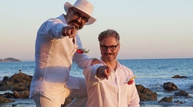 Malibu'da evlendiler