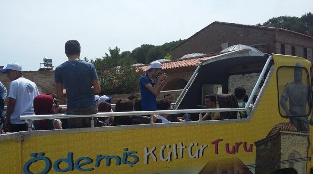 Müzeler Haftası’nda Kemalpaşalı Gençler, Ödemiş’i ziyaret etti