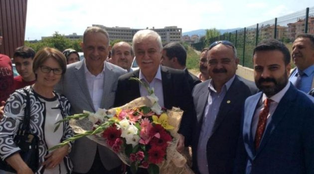 Ödemiş’te Nihat Hatipoğlu izdihamı