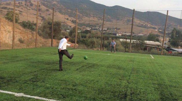 Ortak kullanımlı halı sahalar hizmete hazır