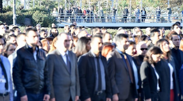 Özlemle anıyoruz