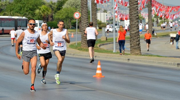 Pazar günü “maraton trafiğine” dikkat!