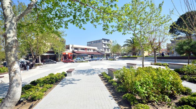 Pınarbaşı Cumhuriyet Meydanı yenilendi