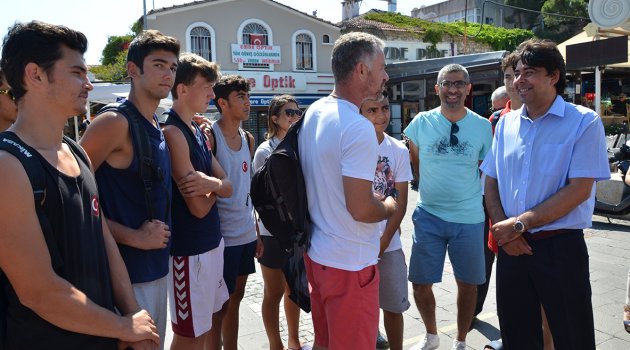 Plaj voleybolu milli takımı Foça'da