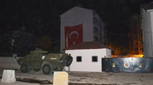 Polis lojmanlarına silahlı saldırı