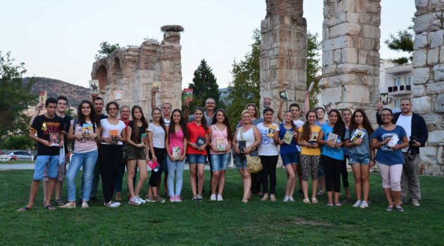 Selçuk Belediye Tiyatrosu’ndan anlamlı etkinlik