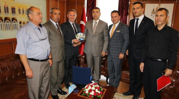 SETKA’DAN Vali Toprak’a Ziyaret