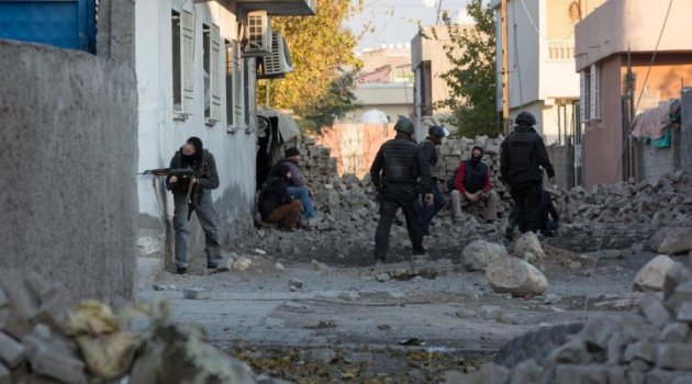 Şırnak'ta protesto yürüyüşüne polis müdahalesi