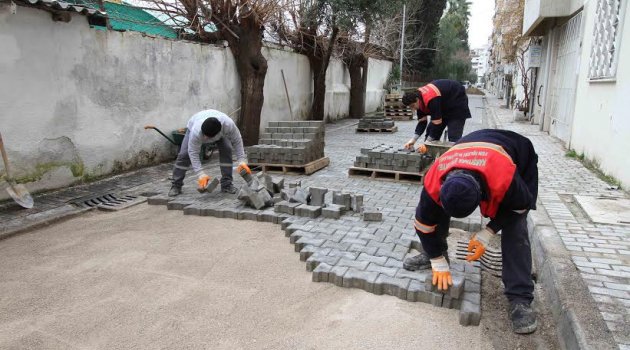 Sokaklar yenileniyor, Karşıyaka güzelleşiyor