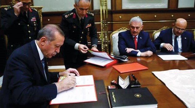 Son dakika haberi: YAŞ kararlarında büyük sürpriz! İlk kez oluyor