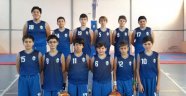 Küçük basketbol takımı ilk galibiyetini kazandı
