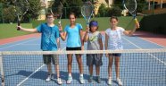 Geleceğin Federer ve Sharapova’ları Buca’da yetişiyor