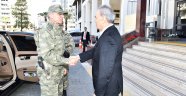 Jandarma Genel Komutanı Mendi İzmir'de hasret giderdi