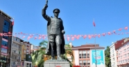 Rize´de Atatürk heykeli için referandum kararı