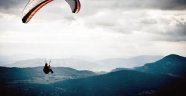 Yeni Foça yamaç paraşütü merkezi olacak !