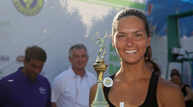 Uluslararası Tenis Turnuvası nefesleri kesti