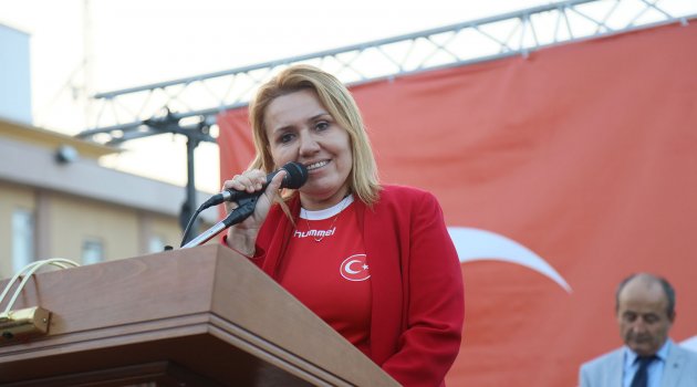 URLALILAR DEMOKRASİ VE CUMHURİYET İÇİN TEK YÜREK OLDU